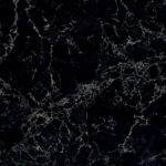 Dažniausiai 250–700 €/m². Tai praktiškas ir lengvai prižiūrimas pasirinkimas.