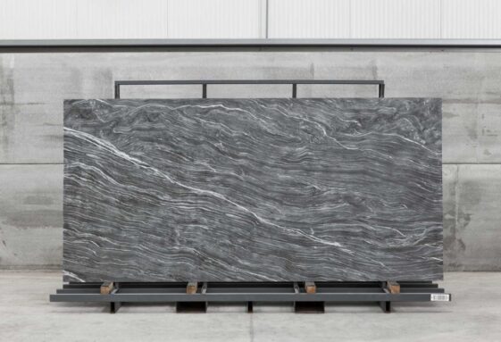 neolith-mar-del-plata-akmuo